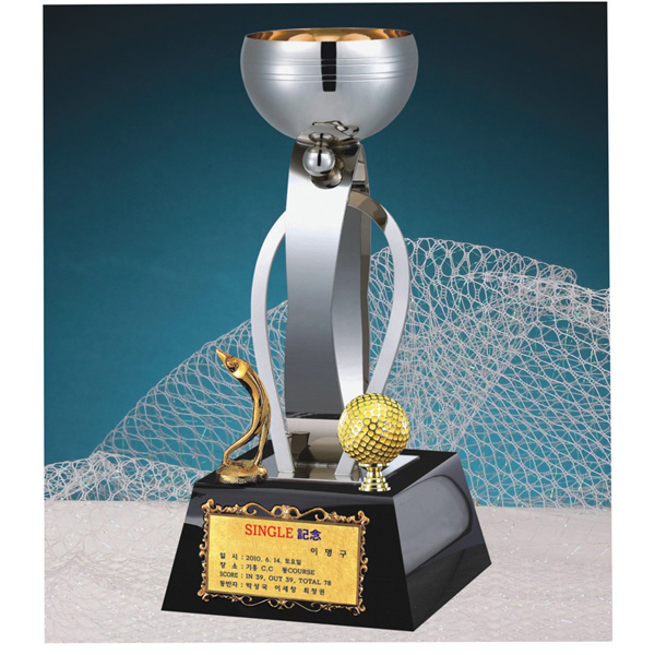 수입트로피AT7011