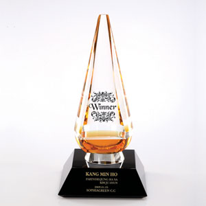 크리스탈트로피BT90