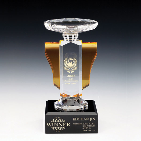 크리스탈트로피BT49