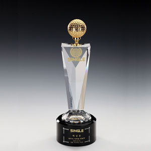 크리스탈트로피BT82